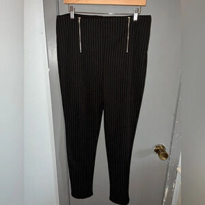 AF Studio pinstripe pants sz Large front zipper details that work.